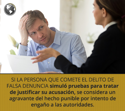 El delito de falsa denuncia en Colombia consiste en emitir un falso testimonio. Pareja Dice lo Qué es el Delito de Falsa Denuncia en Colombia.